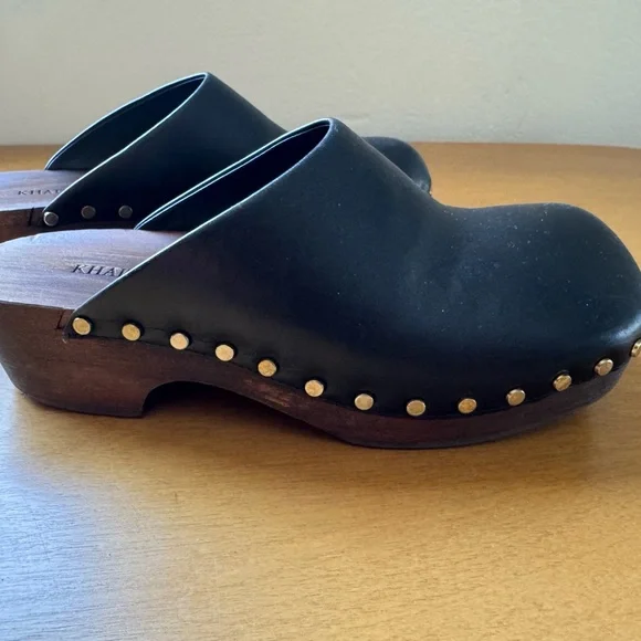 Khaite Women's Black Leather Clogs - Picture 4 of 7